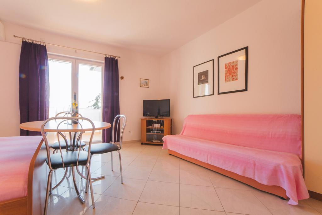 Apartments Dada Omiš Quarto foto