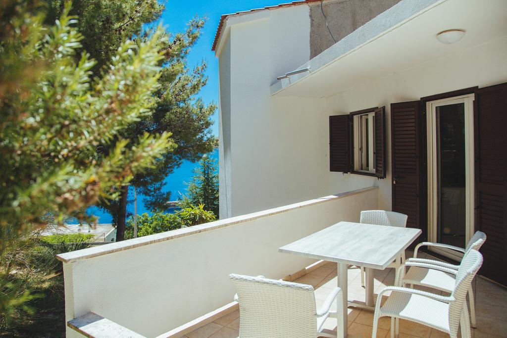 Apartments Dada Omiš Quarto foto