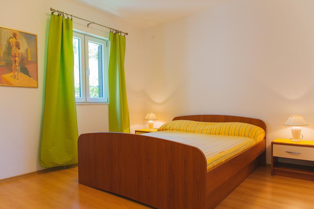 Apartments Dada Omiš Quarto foto